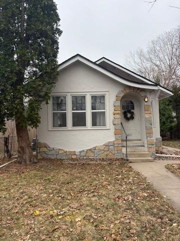 5221 43rd Avenue S, Minneapolis, MN 55417