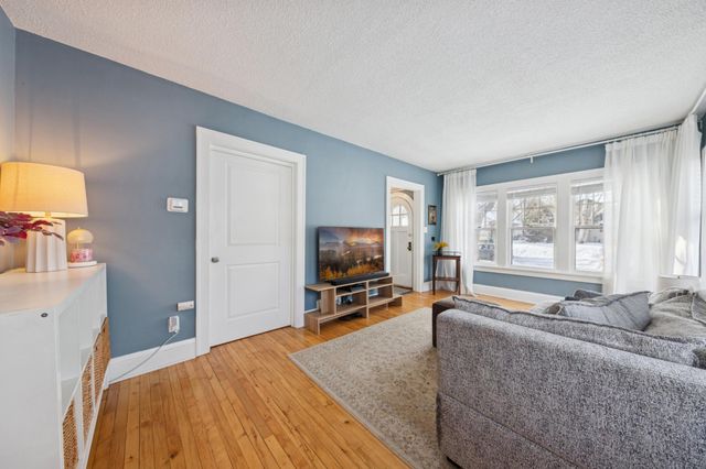 5221 43rd Avenue S, Minneapolis, MN 55417