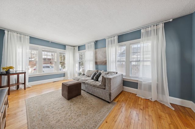 5221 43rd Avenue S, Minneapolis, MN 55417