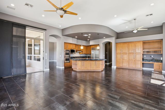 14216 S 5TH Street, Phoenix, AZ 85048