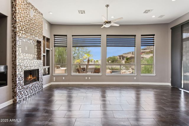 14216 S 5TH Street, Phoenix, AZ 85048