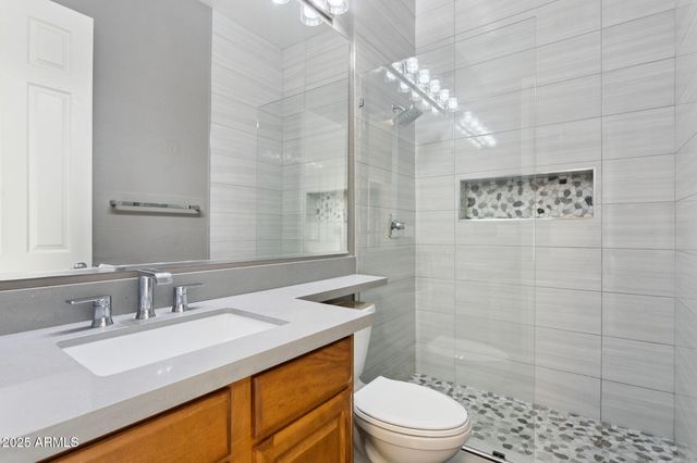 14216 S 5TH Street, Phoenix, AZ 85048