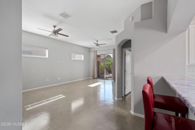 5521 N Silver Stream Way, Tucson, AZ 85704