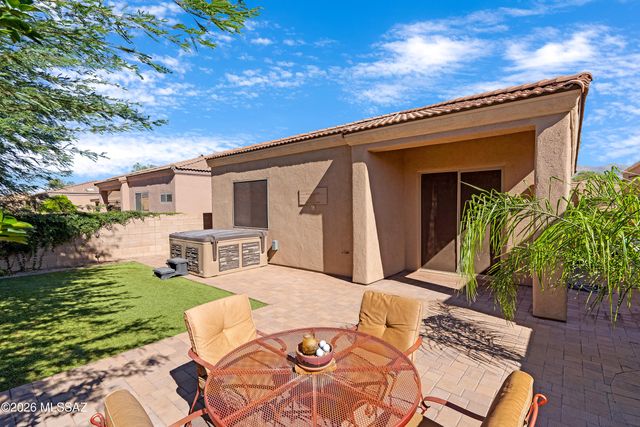 5521 N Silver Stream Way, Tucson, AZ 85704
