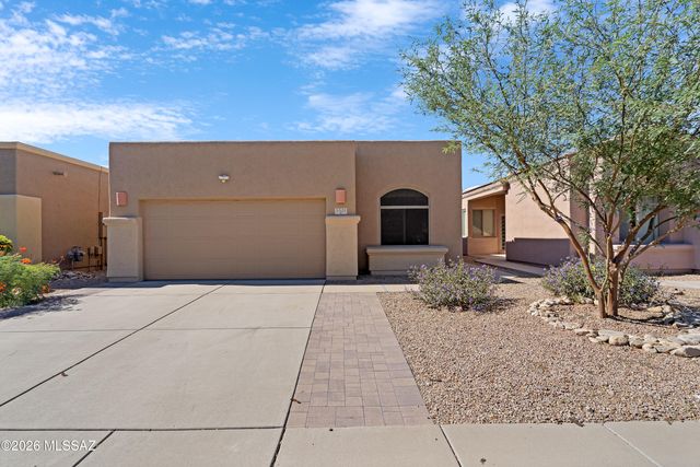 5521 N Silver Stream Way, Tucson, AZ 85704