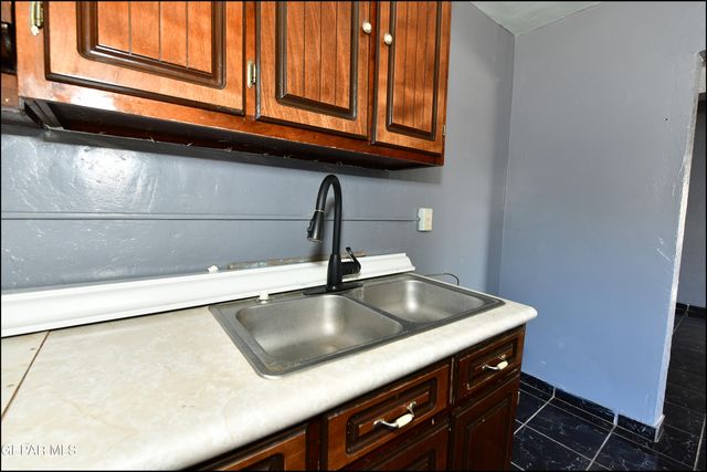 4425 La Luz Avenue, El Paso, TX 79903