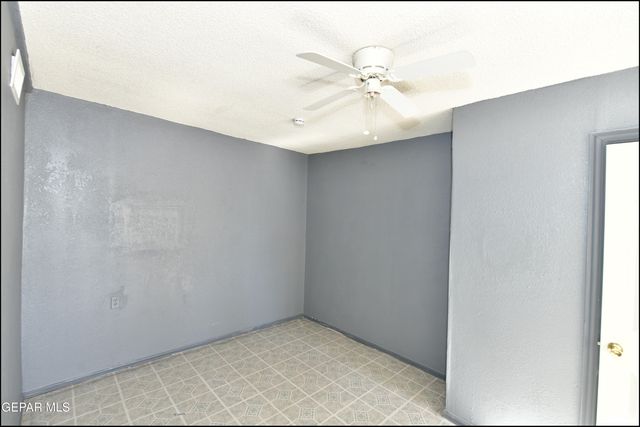 4425 La Luz Avenue, El Paso, TX 79903