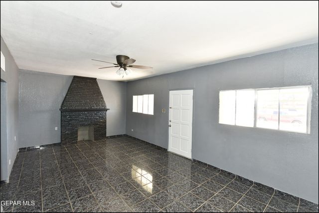 4425 La Luz Avenue, El Paso, TX 79903
