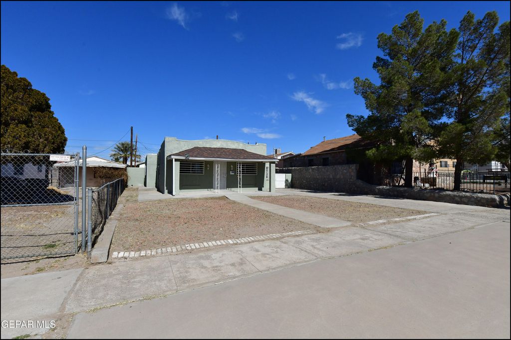 4425 La Luz Avenue, El Paso, TX 79903