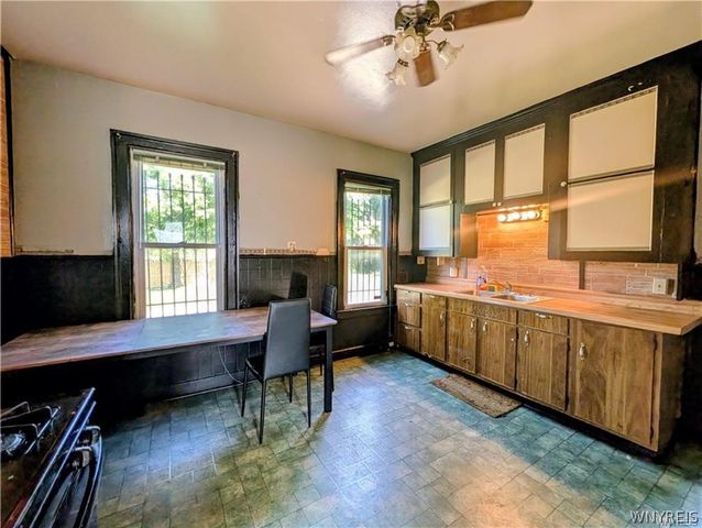 325 Box Avenue, Buffalo, NY 14211