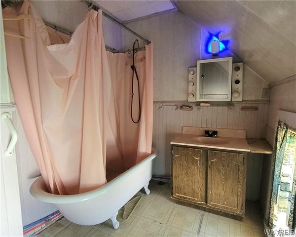 325 Box Avenue, Buffalo, NY 14211