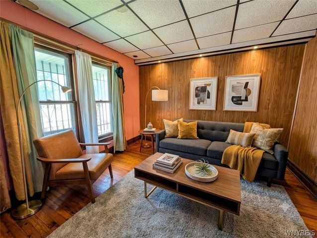 325 Box Avenue, Buffalo, NY 14211
