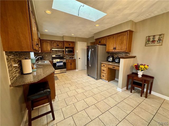 185 St Marys Avenue, Kirkland, NY 13323