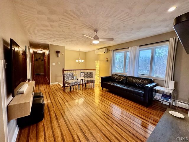 185 St Marys Avenue, Kirkland, NY 13323