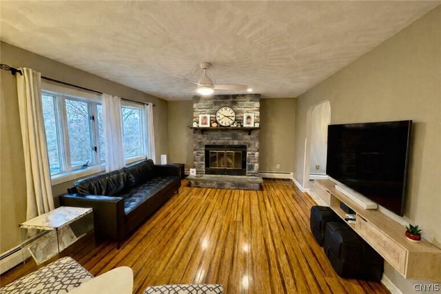 185 St Marys Avenue, Kirkland, NY 13323