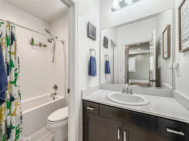 179 Stonegate Road, Camarillo, CA 93010