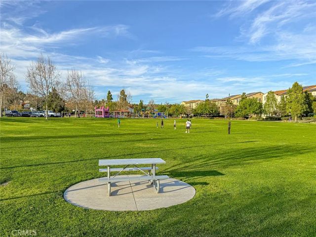 179 Stonegate Road, Camarillo, CA 93010