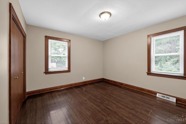 2725 Orland Avenue, Cincinnati, OH 45211
