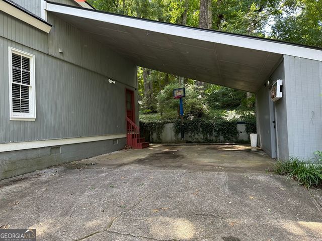4202 River Club Drive SW, Lilburn, GA 30047