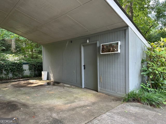 4202 River Club Drive SW, Lilburn, GA 30047