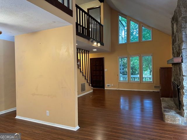 4202 River Club Drive SW, Lilburn, GA 30047