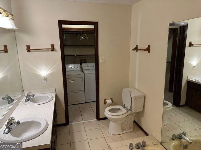 4202 River Club Drive SW, Lilburn, GA 30047
