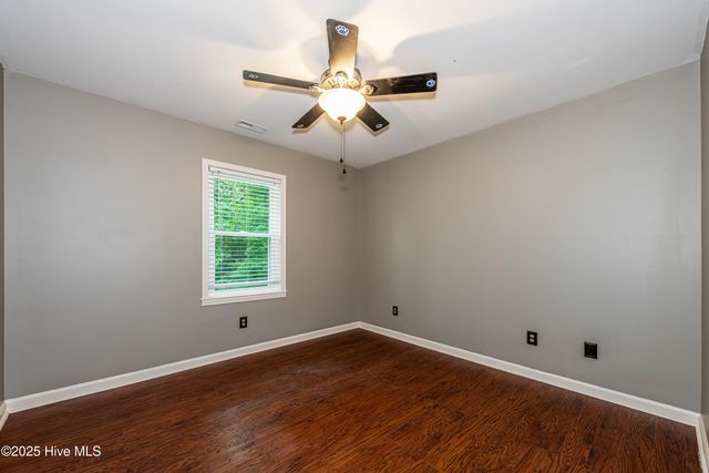 203 Lava Court, Jacksonville, NC 28540