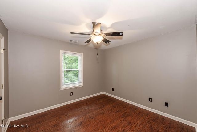203 Lava Court, Jacksonville, NC 28540