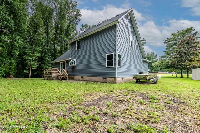 203 Lava Court, Jacksonville, NC 28540