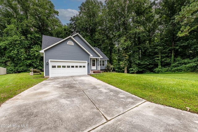 203 Lava Court, Jacksonville, NC 28540