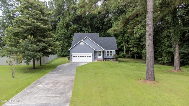 203 Lava Court, Jacksonville, NC 28540