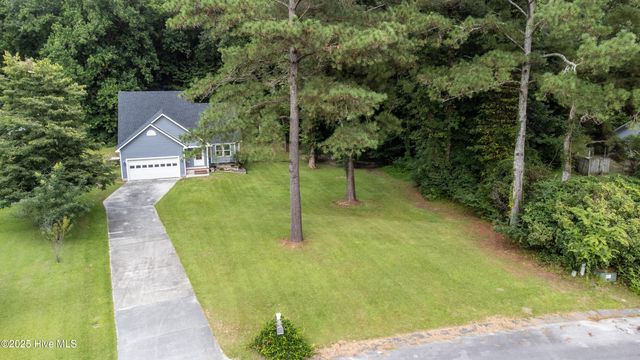 203 Lava Court, Jacksonville, NC 28540