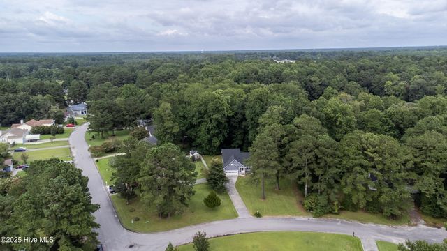 203 Lava Court, Jacksonville, NC 28540