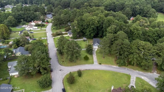 203 Lava Court, Jacksonville, NC 28540