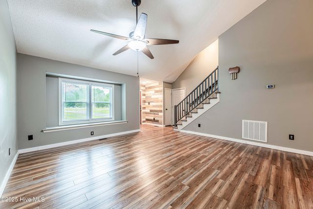203 Lava Court, Jacksonville, NC 28540