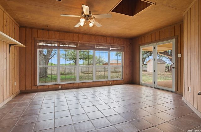 10742 New Sulphur Springs, San Antonio, TX 78263