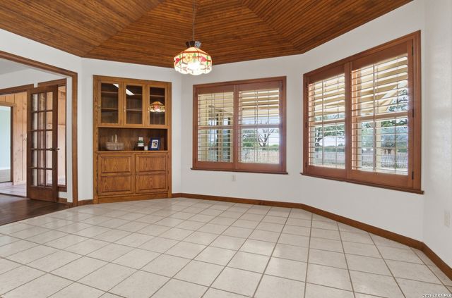 10742 New Sulphur Springs, San Antonio, TX 78263