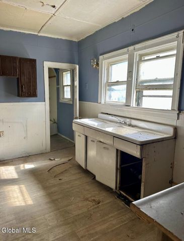 174 Congress Street, Cohoes, NY 12047