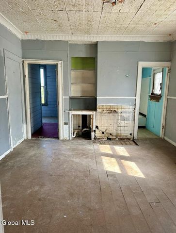 174 Congress Street, Cohoes, NY 12047