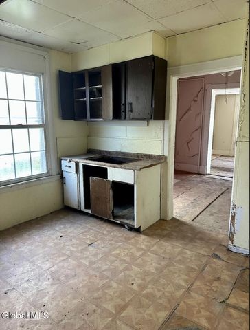 174 Congress Street, Cohoes, NY 12047