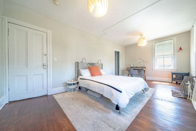 71 EAST 31ST ST, Bayonne, NJ 07002
