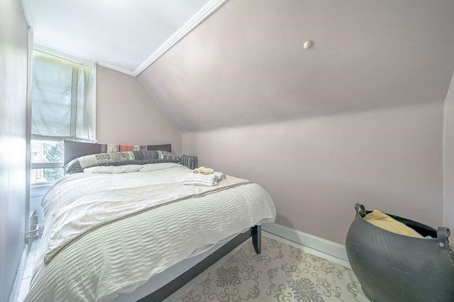 71 EAST 31ST ST, Bayonne, NJ 07002