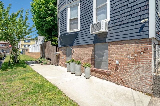 71 EAST 31ST ST, Bayonne, NJ 07002