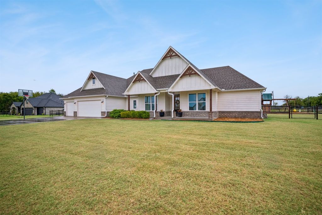 7114 E 136th Place North, Collinsville, OK 74021