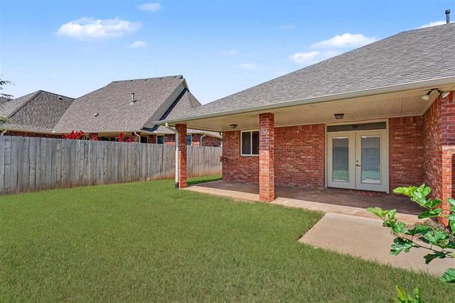 1609 NW 36th St, Lawton, OK 73505