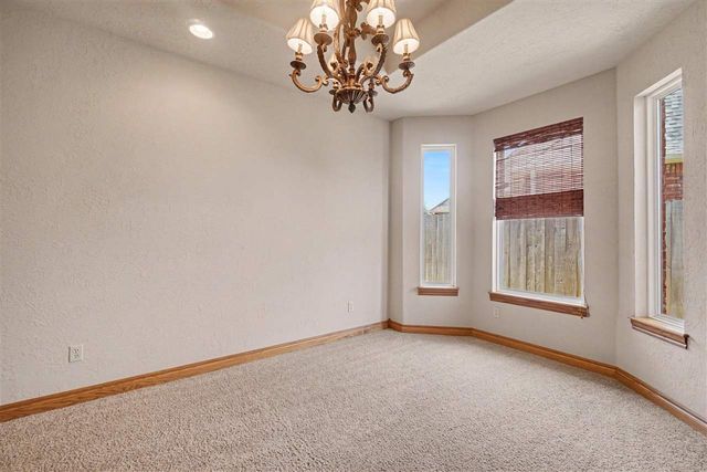 1609 NW 36th St, Lawton, OK 73505