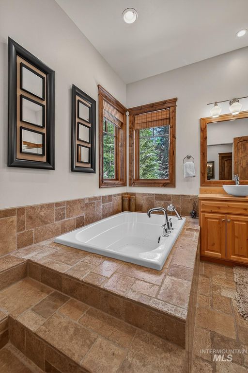 24 Steelhead Court, Donnelly, ID 83615 photo 28