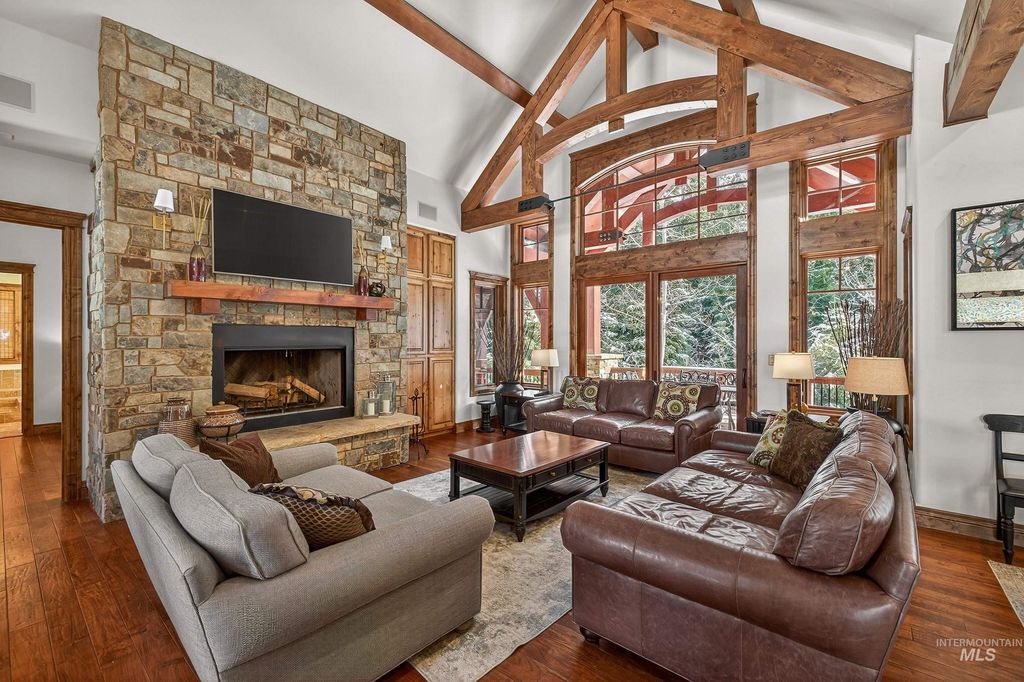 24 Steelhead Court, Donnelly, ID 83615 photo 3