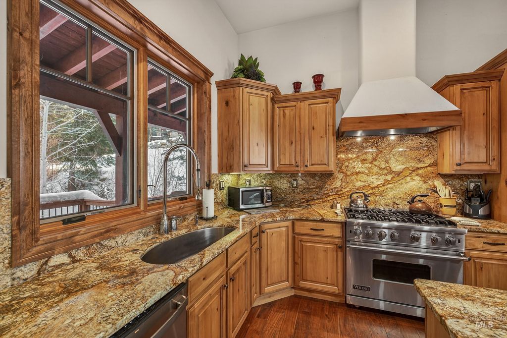 24 Steelhead Court, Donnelly, ID 83615 photo 7