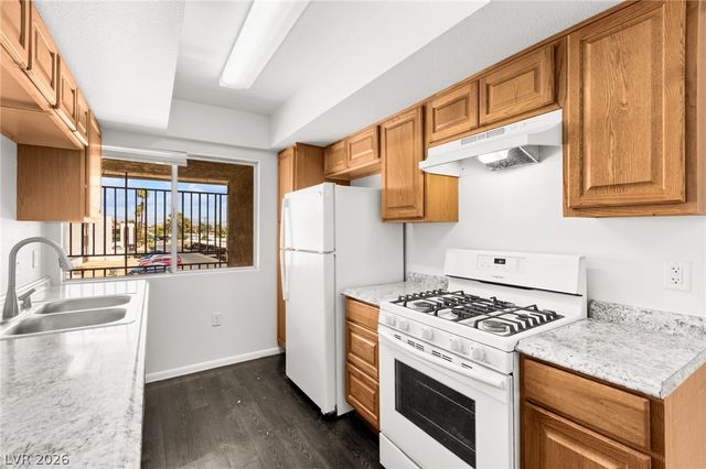 1405 Vegas Valley Drive 162, Las Vegas, NV 89169